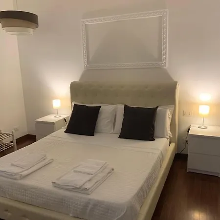 Beb L'alloro 게스트하우스 4*