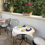 Гостевой дом Beb L'alloro 4*